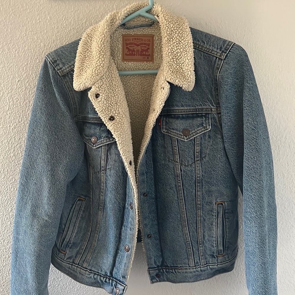 Levi’s trucker sherpa jacket